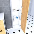 AURLANE - Colonne de salle de bain blanche -2 portes chêne naturel et poignées noir mat - STRUCTURA F028 - vignette