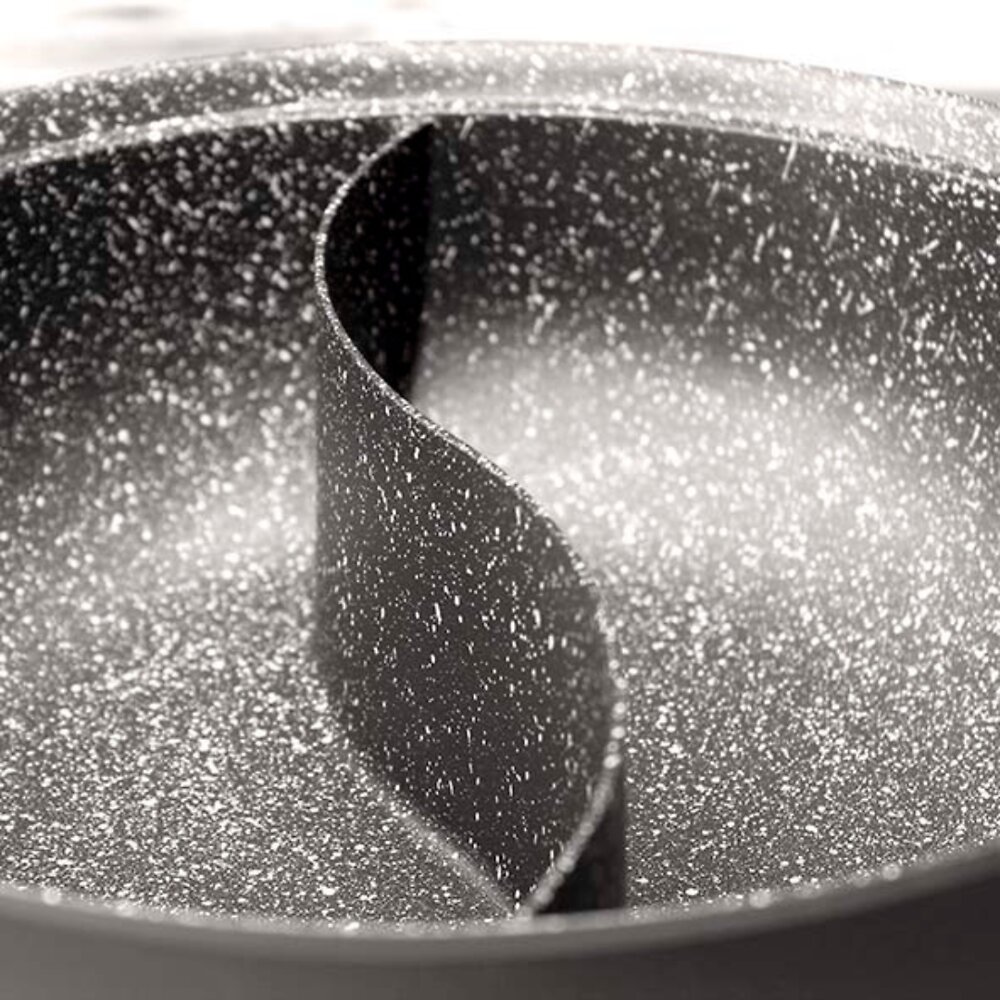 VENTEO - La cocotte duo KITCHENPRO - VENTEO - 2 compartiments - 28cm de diamètre - couvercle en verre - large