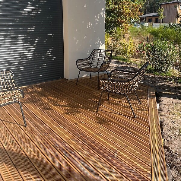 TERRASSEENBOISFR - Planches de terrasse Pin autoclave Marron pour 80 m², Longueur 5,1 m. - large