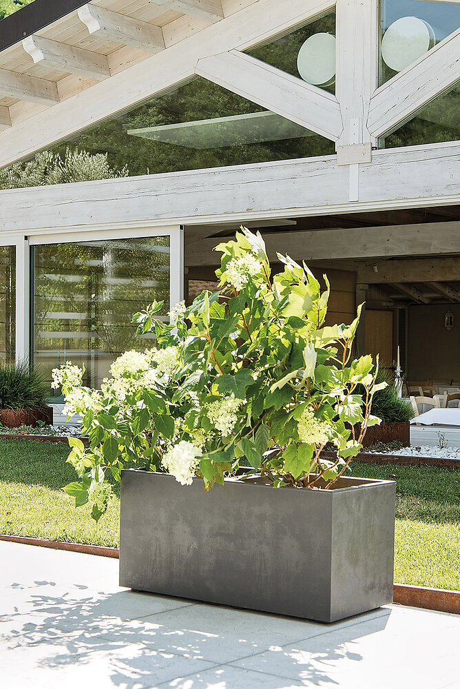 Jardinière Deroma Millenium Anthracite Avec Réserve D'eau - 39x39x39 Cm, 36 L Terre, 4 L Eau - Plastique Résistant UV Et Gel