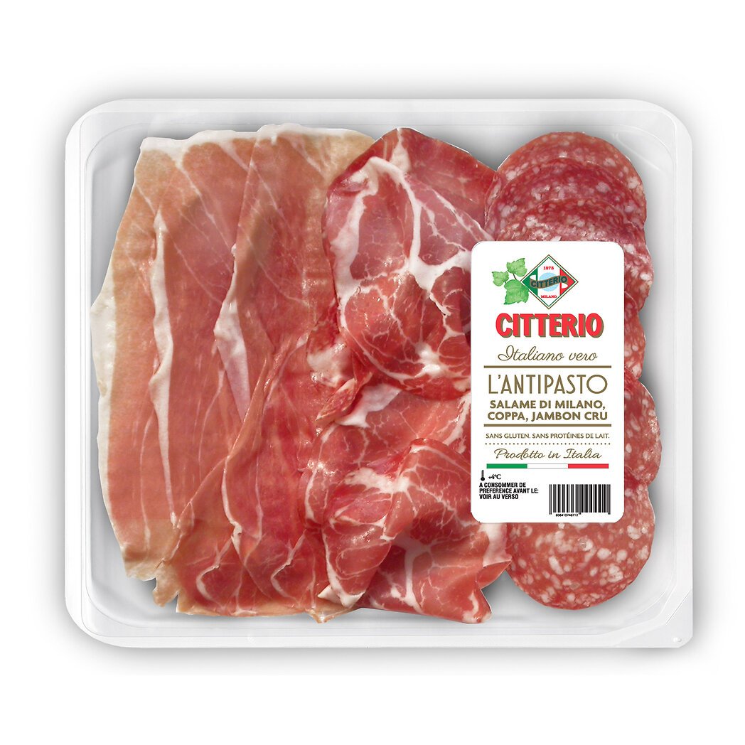 Assortiment charcuterie italienne salami, coppa, jambon cru Citterio